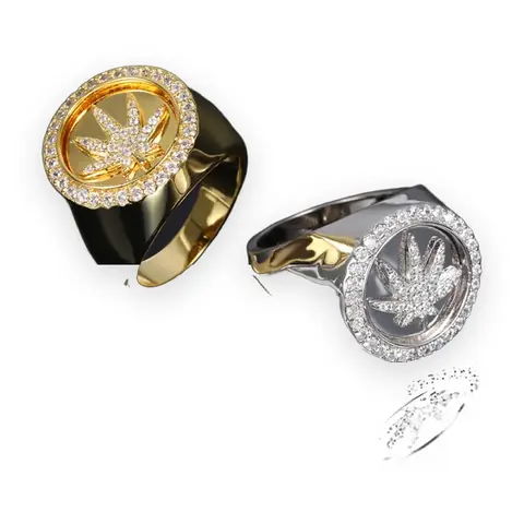 Leaf Halo Round Signet Ring